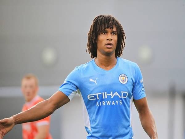 Cầu thủ Nathan Ake - Trung vệ đa năng của Manchester City