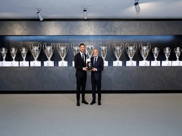 BĐ: Real Madrid ra mắt HLV Xabi Alonso