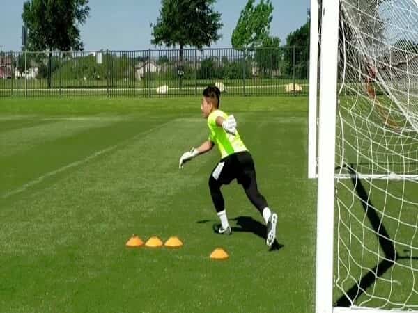 Những lưu ý quan trọng khi tập bóng 1 mình