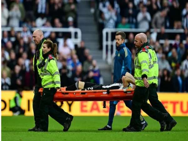 Bóng đá Anh: Newcastle nhận tin buồn sau trận thua Arsenal
