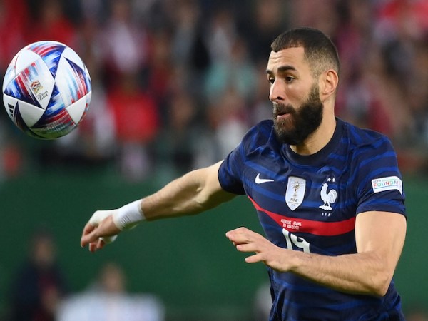 Karim Benzema (Pháp) – Nghệ sĩ của vòng cấm