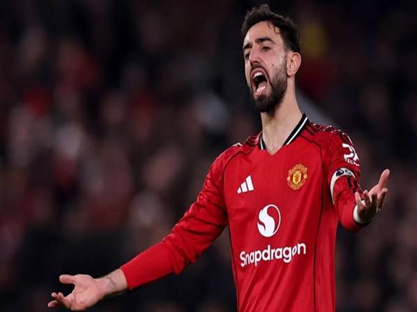 Bruno Fernandes và dấu hiệu rạn nứt với ban lãnh đạo Man United