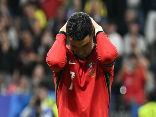 Tuyển Bồ Đào Nha đối diện khoảng trống lớn trước thềm World Cup 2026