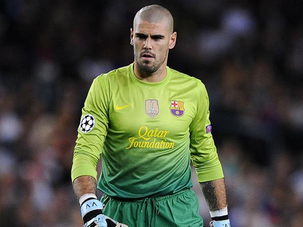 Thủ môn Barca Víctor Valdés